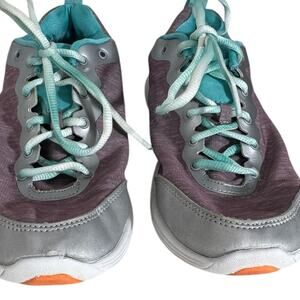 "VIONIC" 355‎ FYN Orthaheel Running Walking Silver Athletic Shoes Women SZ 7